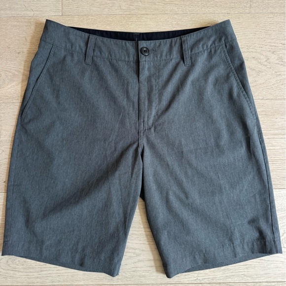 Men’s RSQ Hybrid shorts size 30, charcoal color - Picture 1 of 8